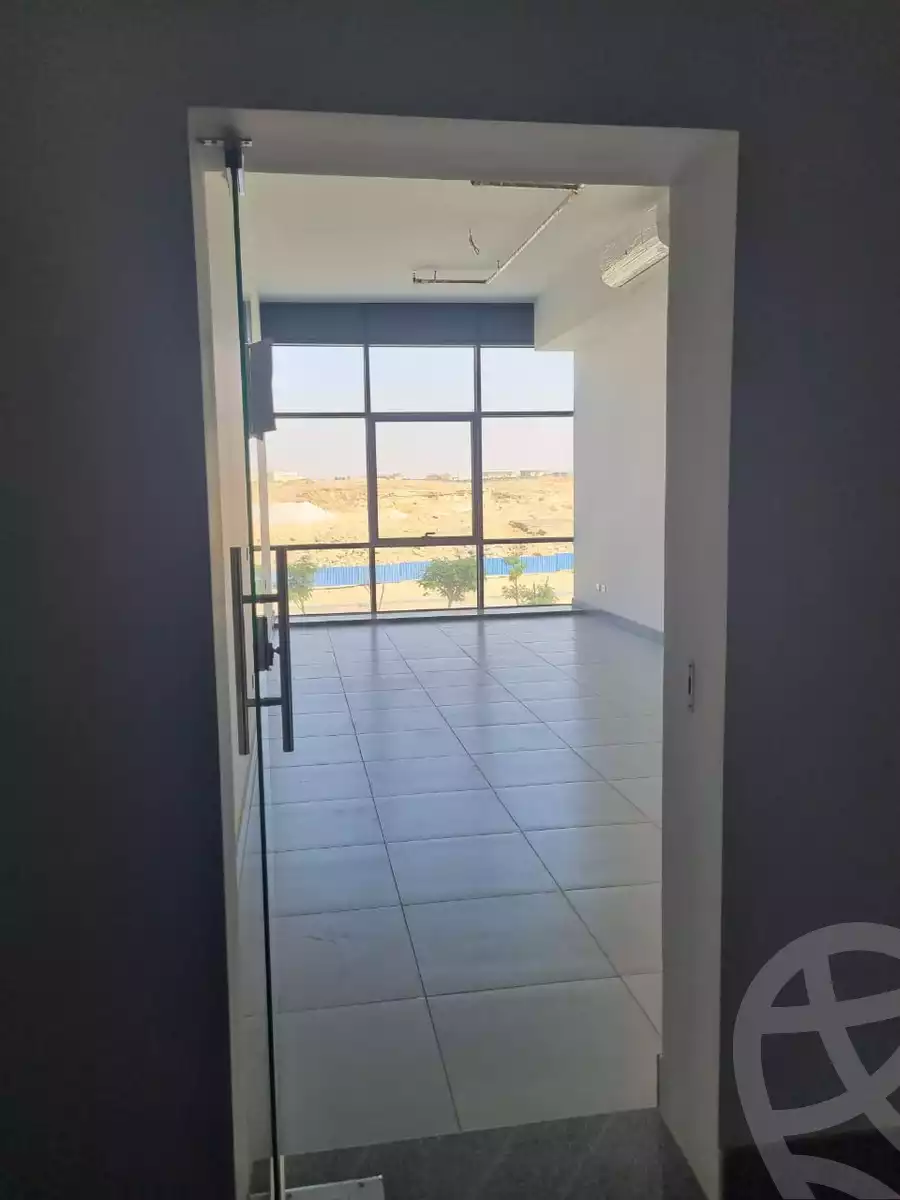 https://aqarmap.com.eg/ar/listing/6066632-for-rent-cairo-new-cairo-compounds-dh-hb