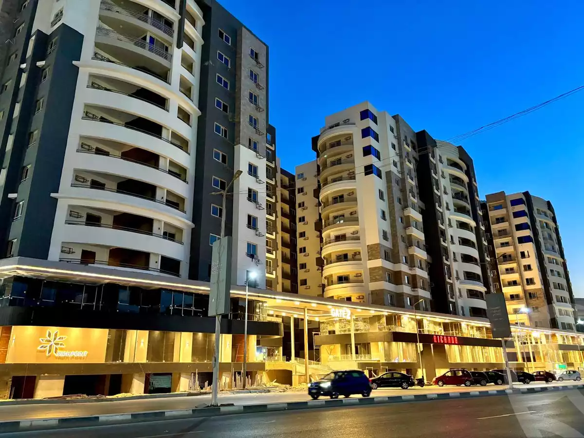 https://aqarmap.com.eg/ar/listing/6066852-for-sale-cairo-heliopolis-compounds-rich-point-mall-rich-house