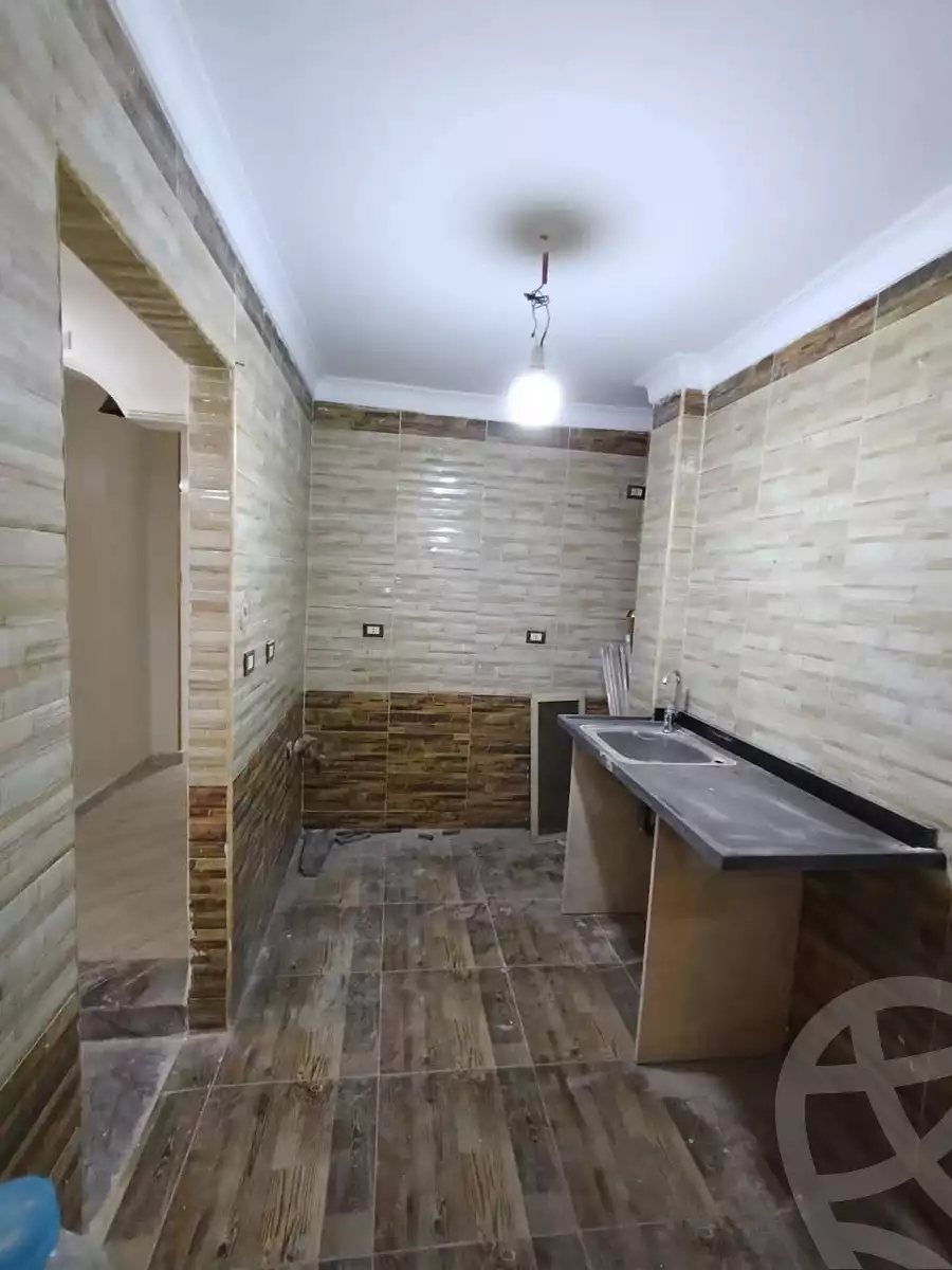 https://aqarmap.com.eg/en/listing/6068223-for-sale-cairo-helwan-helwan-el-sharkeya-ryad-pasha-st