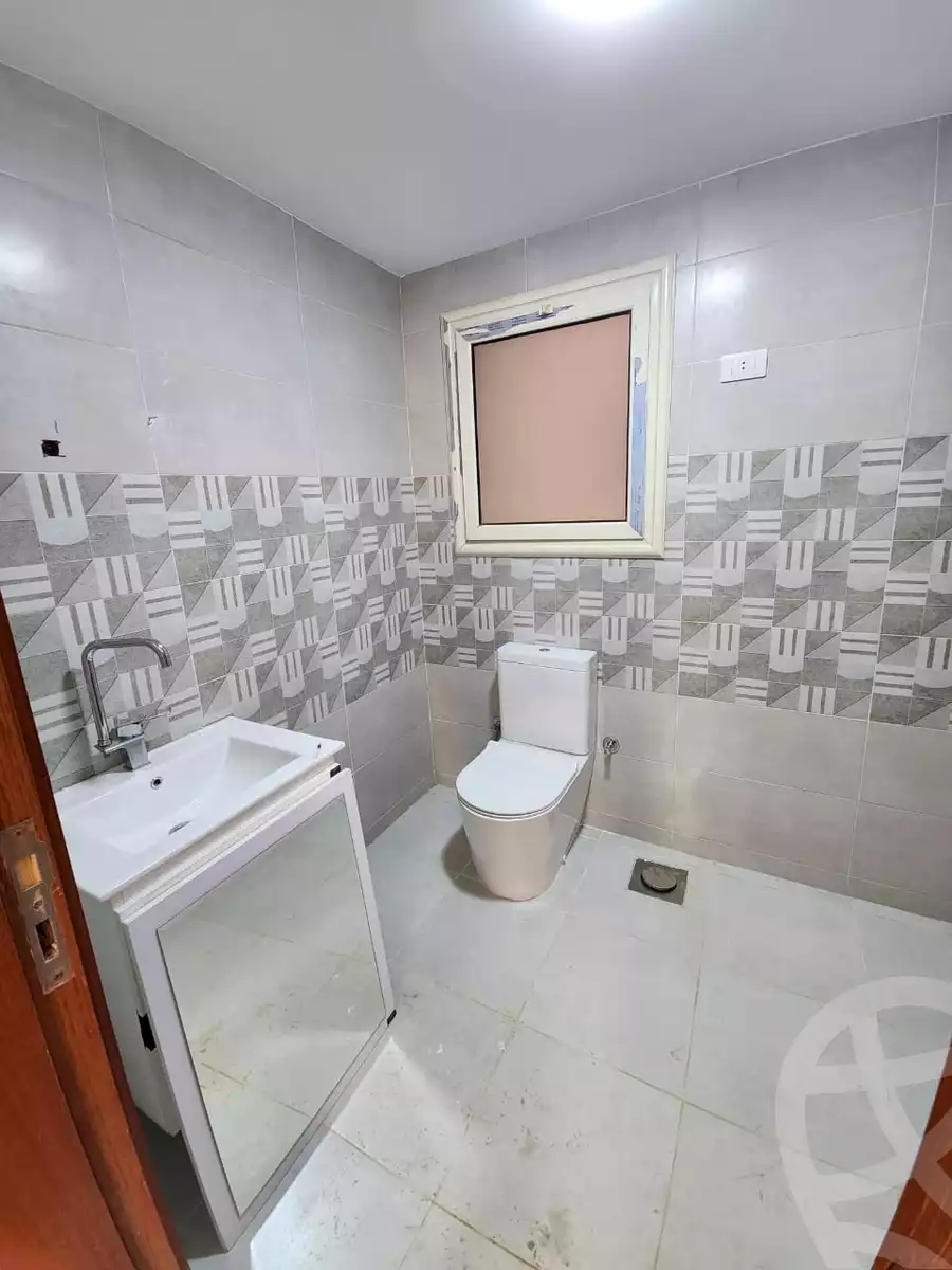 https://aqarmap.com.eg/en/listing/6068825-for-sale-cairo-el-sheikh-zayed-city-compounds-el-khamayel
