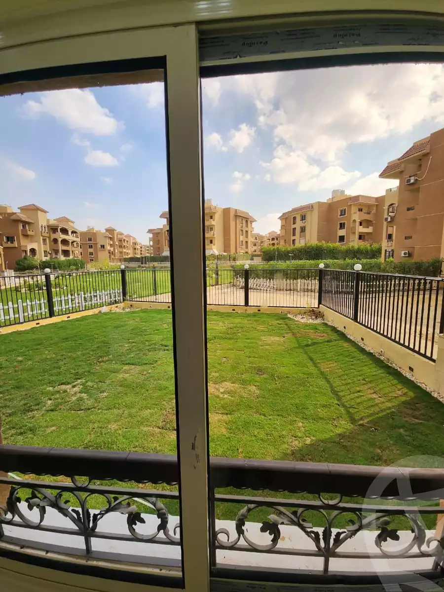 https://aqarmap.com.eg/en/listing/6068915-for-sale-cairo-el-sheikh-zayed-city-compounds-el-khamayel
