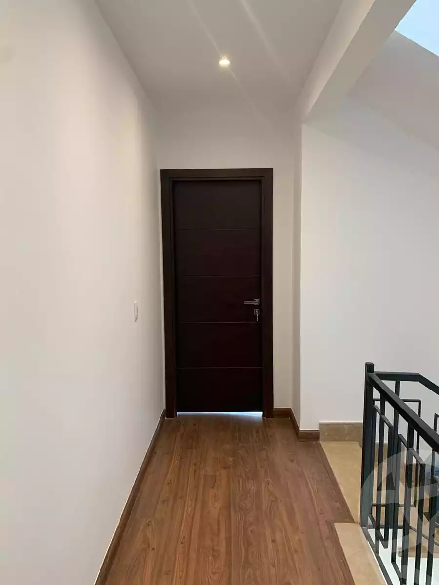https://aqarmap.com.eg/ar/listing/6069400-for-rent-cairo-el-sheikh-zayed-city-compounds-kmbwnd-wyst-twn-swdyk