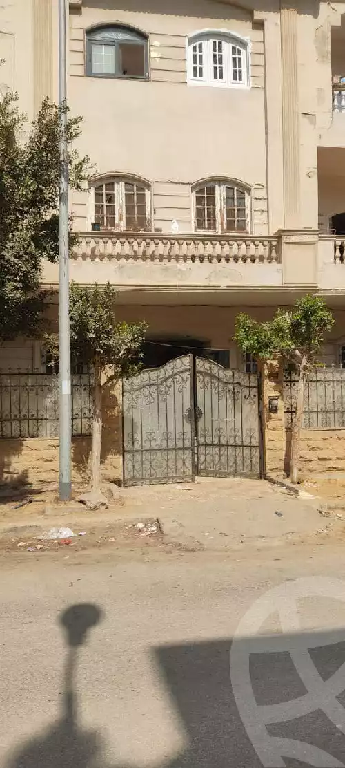 https://aqarmap.com.eg/ar/listing/6070320-for-sale-cairo-new-cairo-el-ahyaa-fourth-neighborhood-street-5
