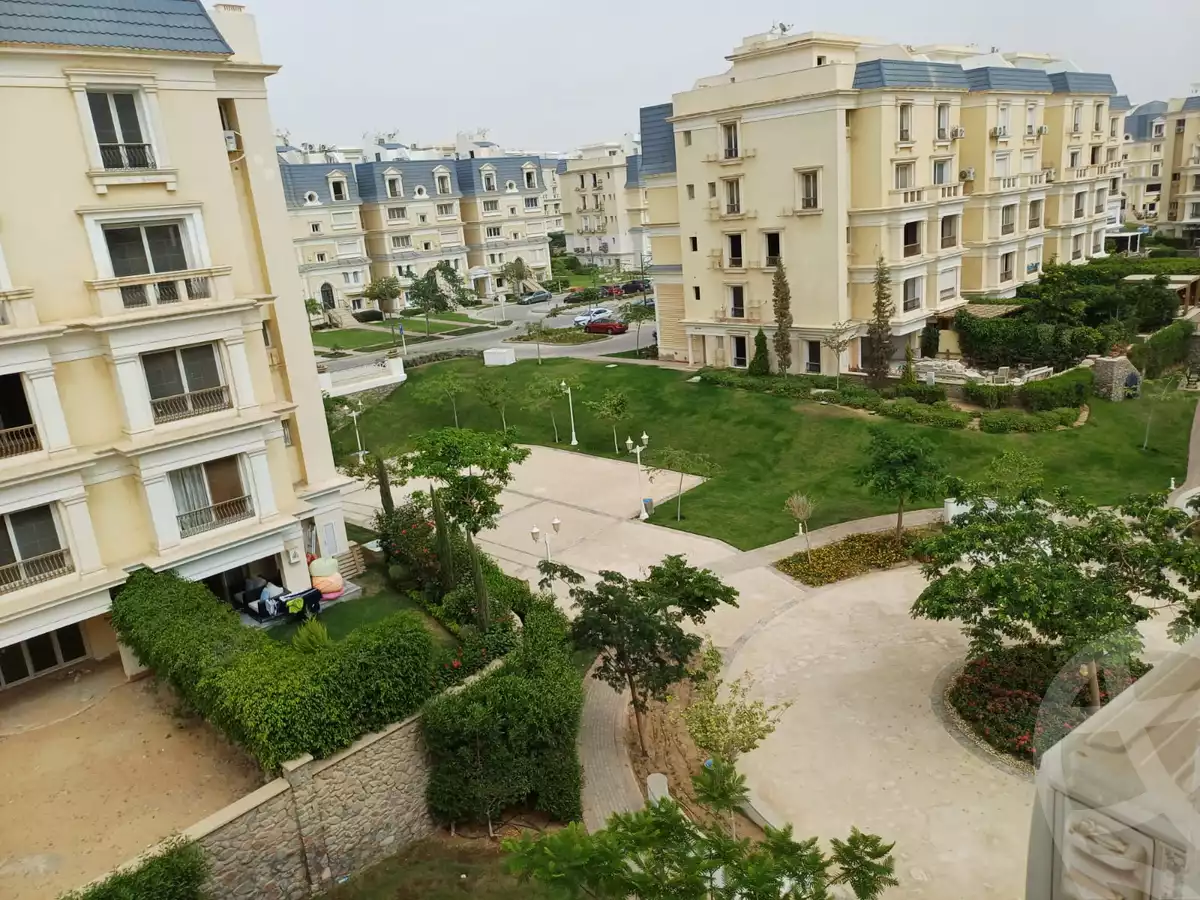 https://aqarmap.com.eg/en/listing/6071820-for-sale-cairo-new-cairo-compounds-mountain-view-hyde-park