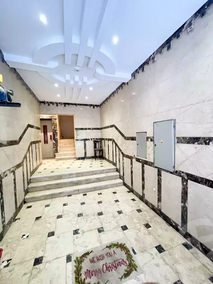 https://aqarmap.com.eg/en/listing/6072085-for-sale-cairo-shoubra-el-mzalat-mostafa-darwish-st