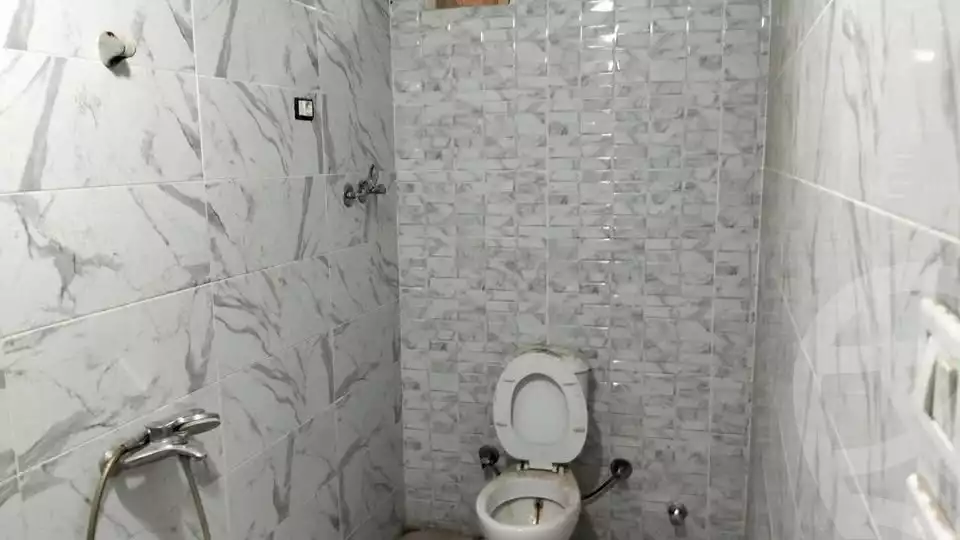 https://aqarmap.com.eg/ar/listing/6072733-for-rent-cairo-mokattam-lhdb-l-ly