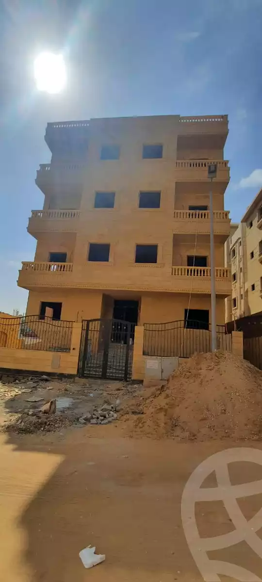 https://aqarmap.com.eg/en/listing/6073020-for-sale-cairo-badr-city-hai-el-ashgar-featured-neighborhood-bait-el-watan-rd