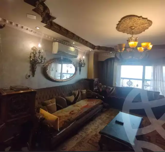 https://aqarmap.com.eg/en/listing/6073383-for-sale-cairo-shoubra-corniche-el-nile-st