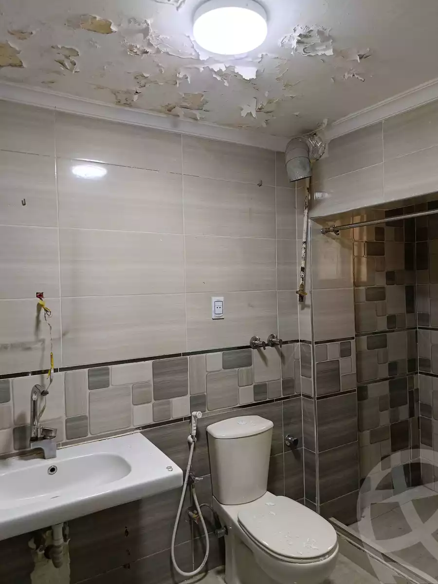 https://aqarmap.com.eg/en/listing/6073482-for-rent-cairo-mokattam-lhdb-l-ly-shareaa-9