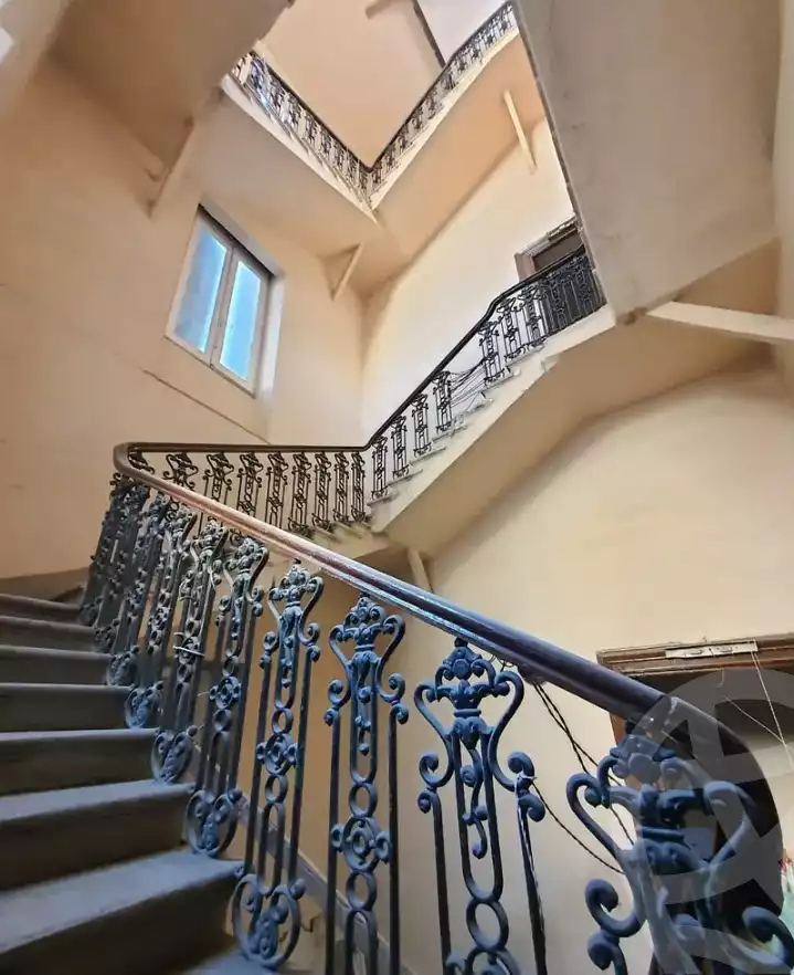 https://aqarmap.com.eg/en/listing/6076513-for-sale-alexandria-mntq-fr-y-blskndry-latin-neighborhood