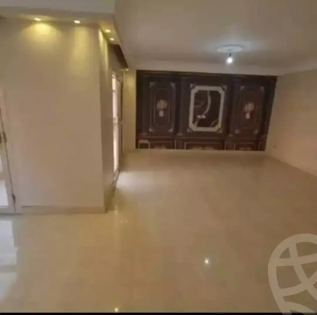 https://aqarmap.com.eg/en/listing/6077123-for-rent-cairo-mokattam-lhdb-l-ly-shr-krym-bnwn