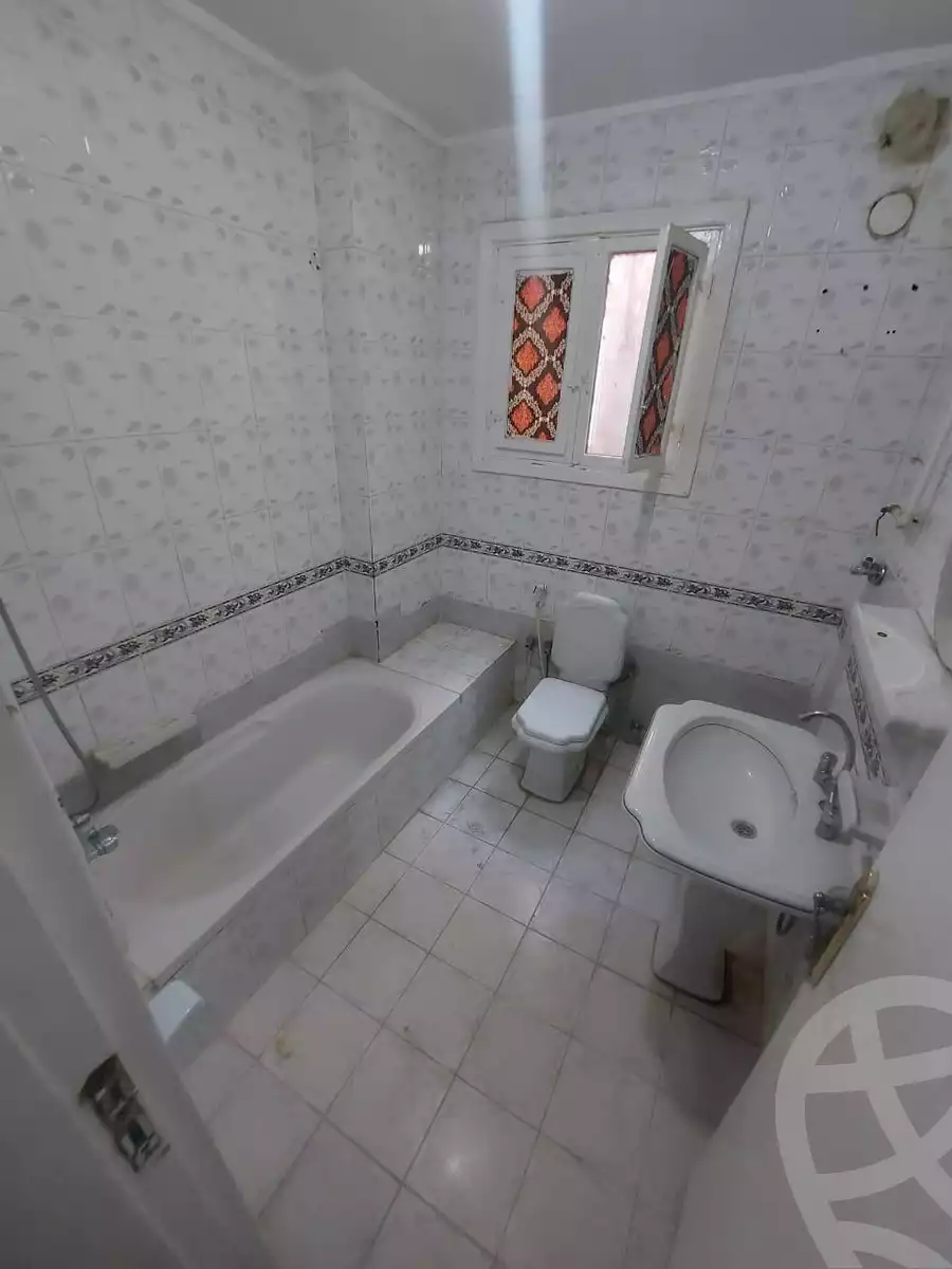 https://aqarmap.com.eg/en/listing/6078602-for-sale-cairo-helwan-hadayek-helwan-el-shareef