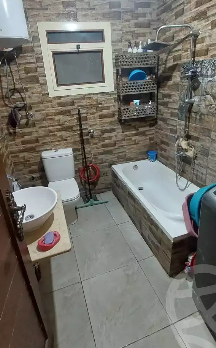 https://aqarmap.com.eg/en/listing/6078805-for-sale-alexandria-l-jmy-lbytsh-ibrahim-othman-st