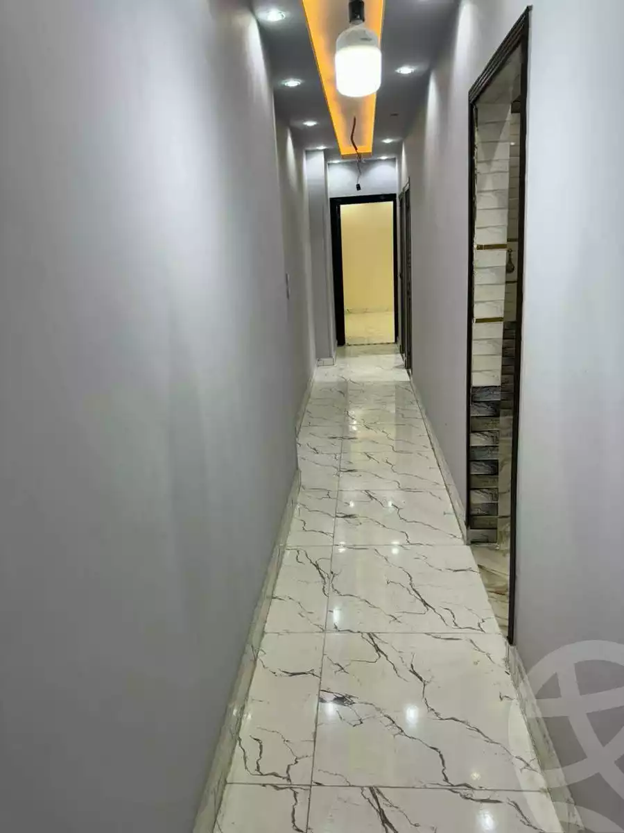 https://aqarmap.com.eg/ar/listing/6078873-for-sale-cairo-helwan-hadayek-helwan-nile-corniche-st