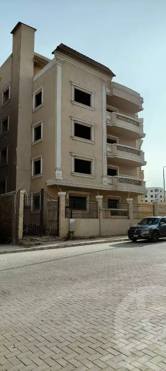 https://aqarmap.com.eg/ar/listing/6079582-for-sale-cairo-el-sheikh-zayed-city-compounds-tiamo-city