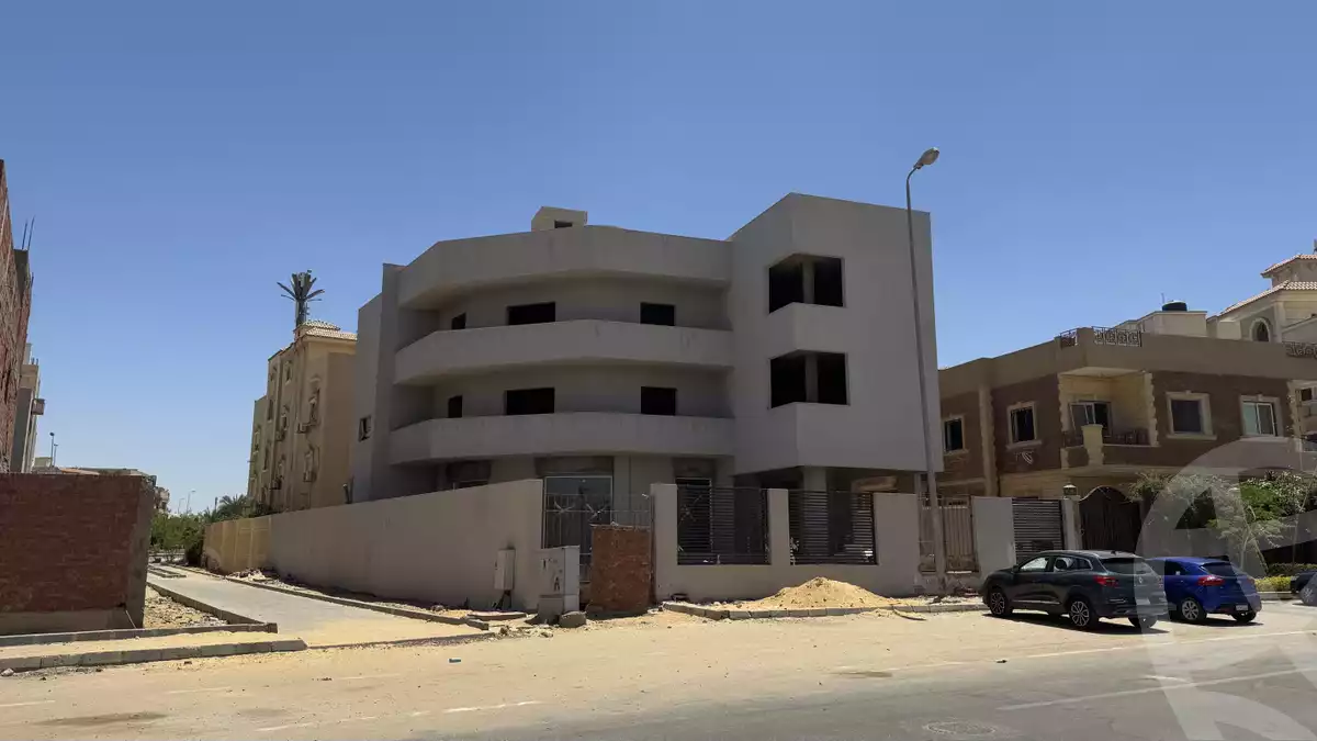 https://aqarmap.com.eg/en/listing/5798179-for-sale-cairo-new-cairo-el-yassamin-el-yasmeen-3-mohamed-rahim-st