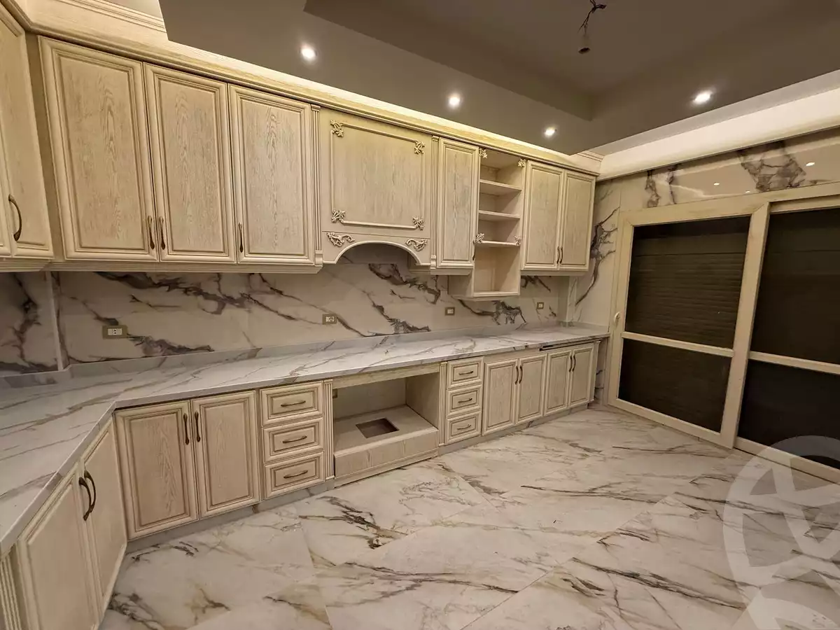 https://aqarmap.com.eg/en/listing/6080219-for-sale-cairo-new-cairo-compounds-el-patio-oro
