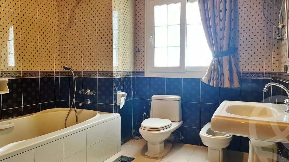 https://aqarmap.com.eg/ar/listing/6080521-for-rent-cairo-mokattam-lhdb-l-ly-shareaa-9
