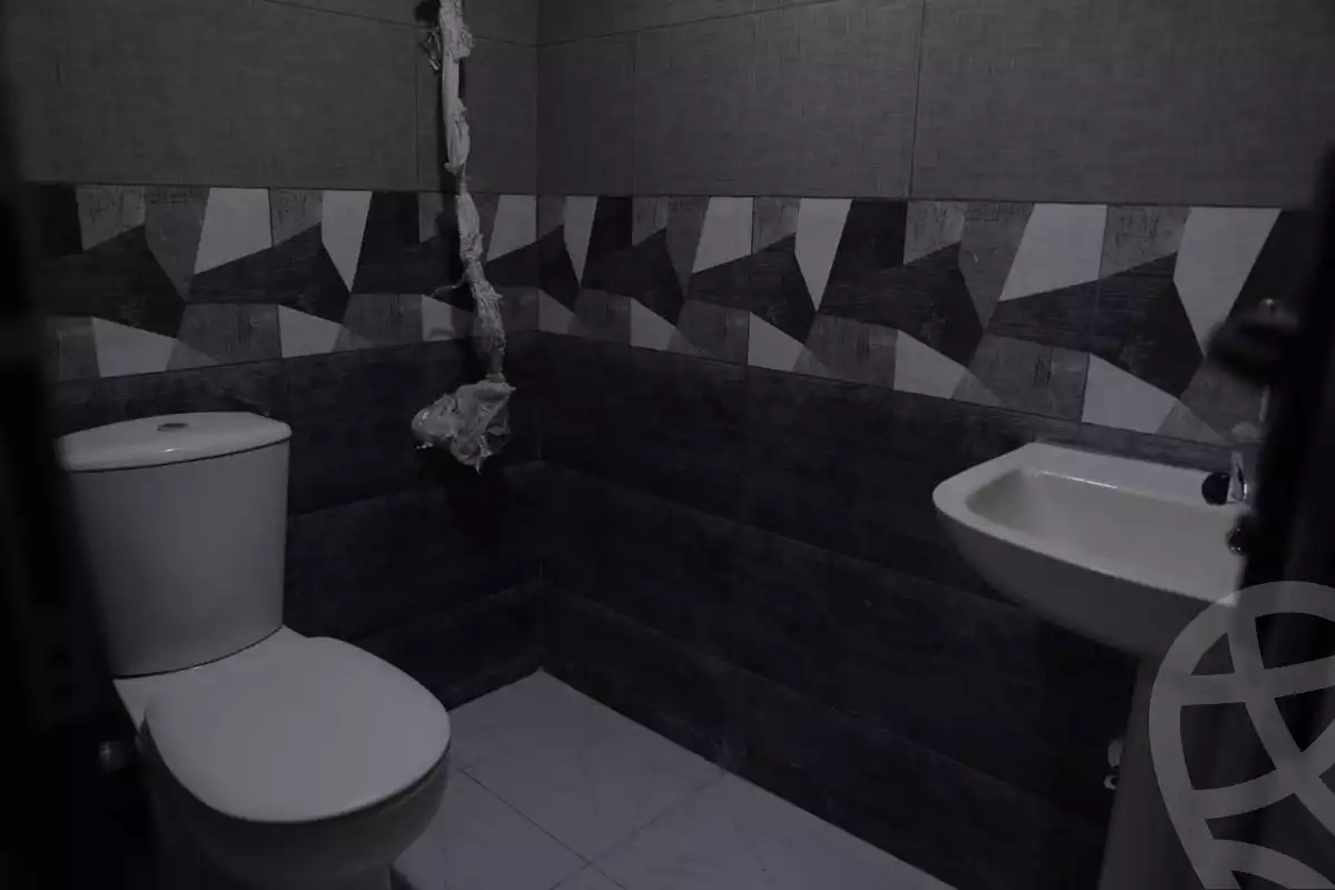 https://aqarmap.com.eg/en/listing/6082373-for-sale-alexandria-ganaklis-el-arwam-church-st