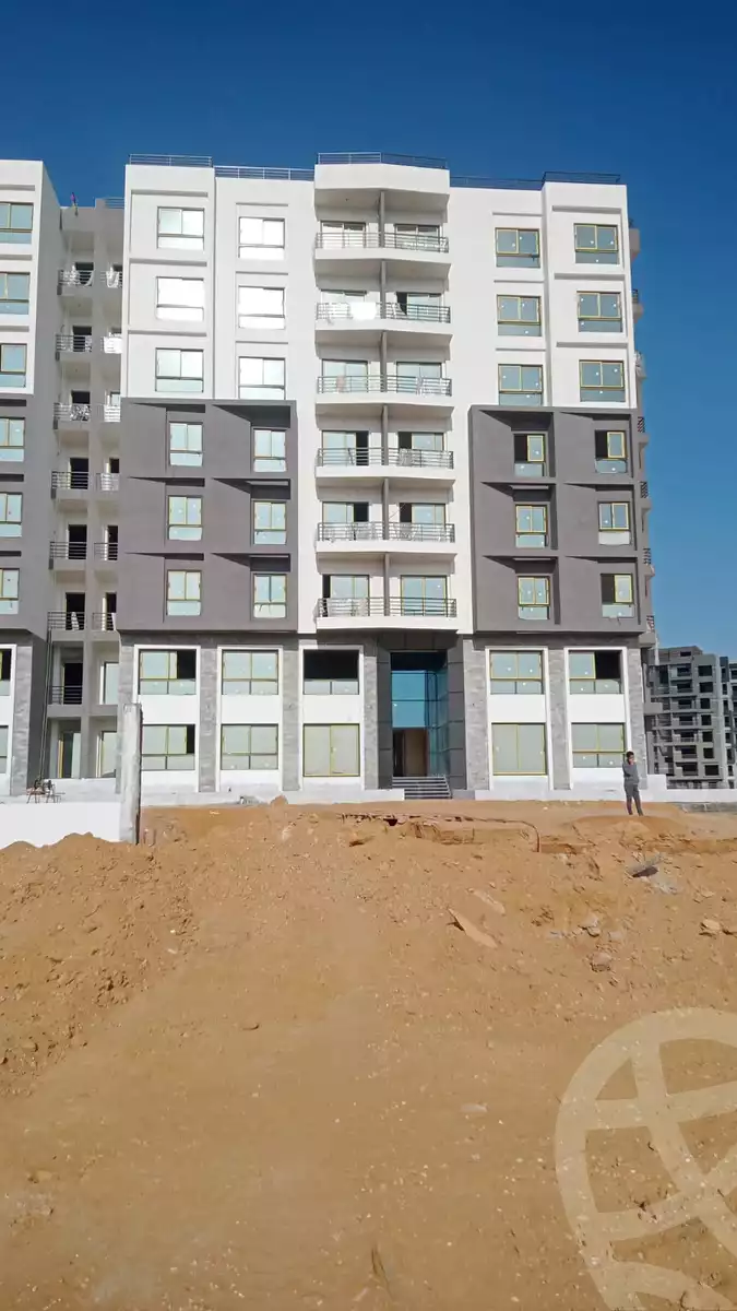 https://aqarmap.com.eg/en/listing/6082694-for-sale-cairo-new-administrative-capital-r7-green-avenue