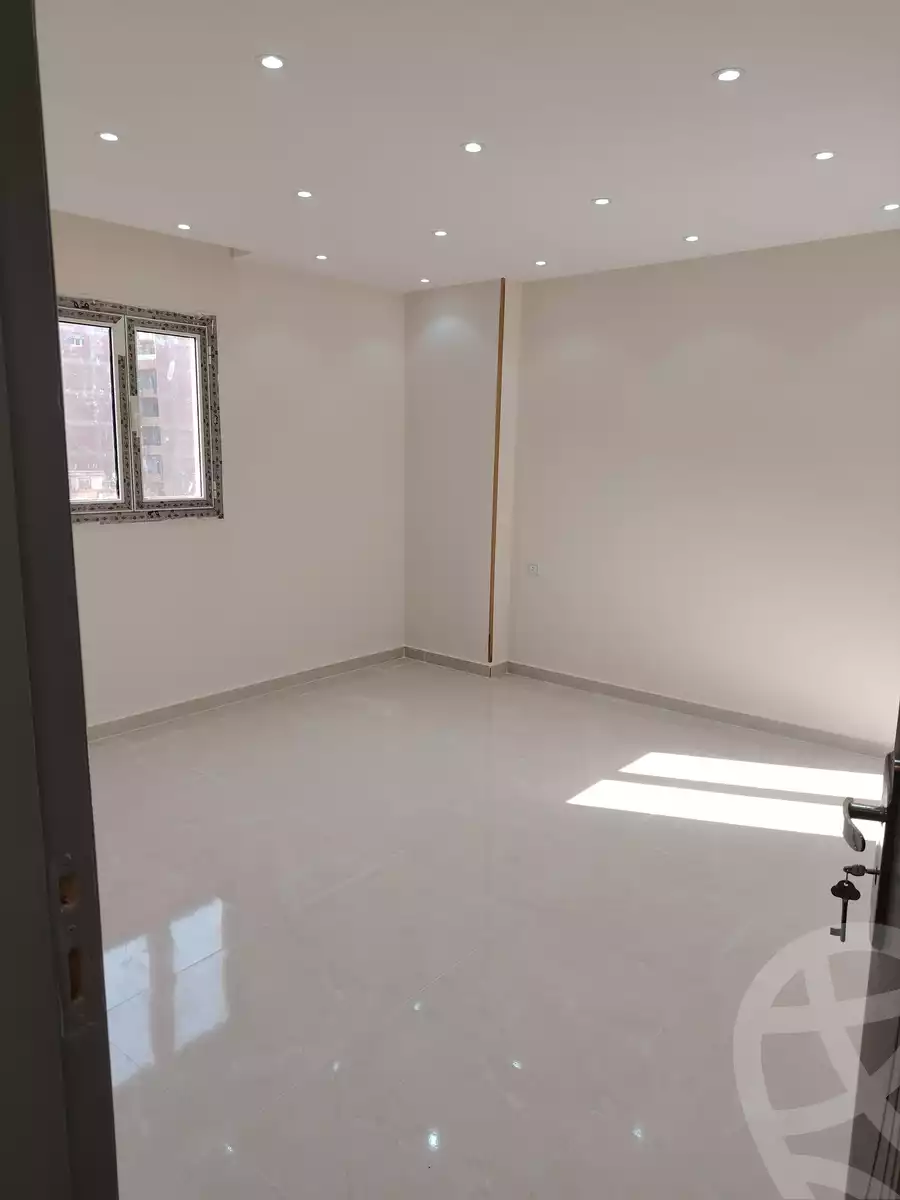https://aqarmap.com.eg/ar/listing/6082757-for-sale-cairo-faisal-el-maryotyah-town-valley-compound-sakan