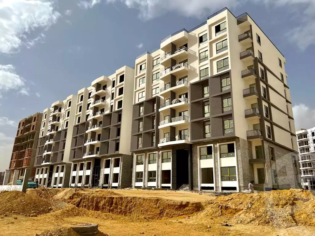 https://aqarmap.com.eg/en/listing/6082750-for-sale-cairo-new-administrative-capital-r7-green-avenue