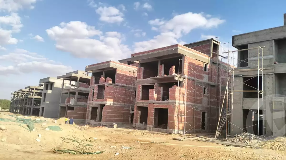 https://aqarmap.com.eg/ar/listing/6082862-for-sale-cairo-el-sheikh-zayed-city-lshykh-zyd-ljdyd-zayard-north-strike-compound-palmier
