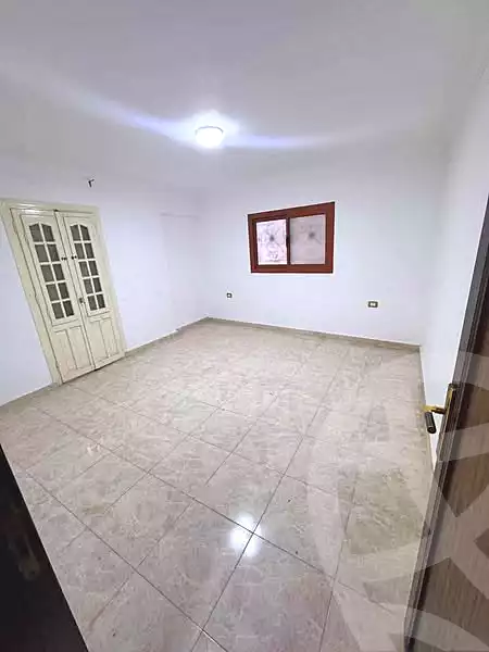 https://aqarmap.com.eg/ar/listing/6083055-for-sale-alexandria-l-jmy-lbytsh-al-kaada-st
