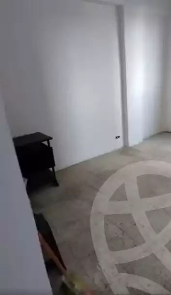 https://aqarmap.com.eg/ar/listing/6085254-for-sale-alexandria-mntq-fr-y-blskndry-el-awayed