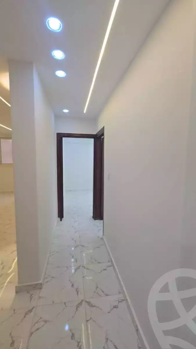 https://aqarmap.com.eg/ar/listing/6085347-for-sale-alexandria-l-jmy-lbytsh-ain-shams-st