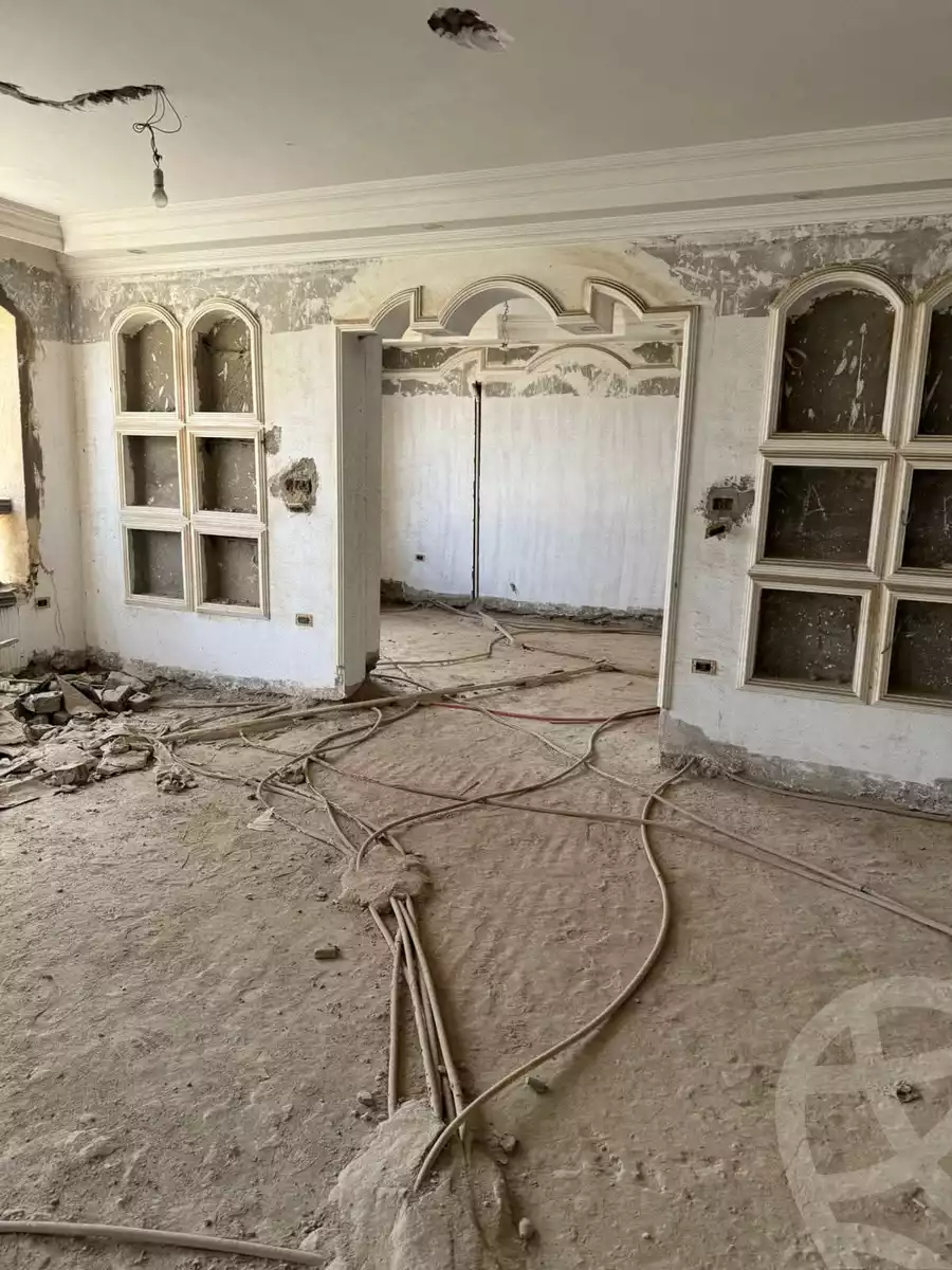 https://aqarmap.com.eg/en/listing/6085933-for-sale-cairo-mokattam-el-hadabah-el-wosta-rd-lmbhth