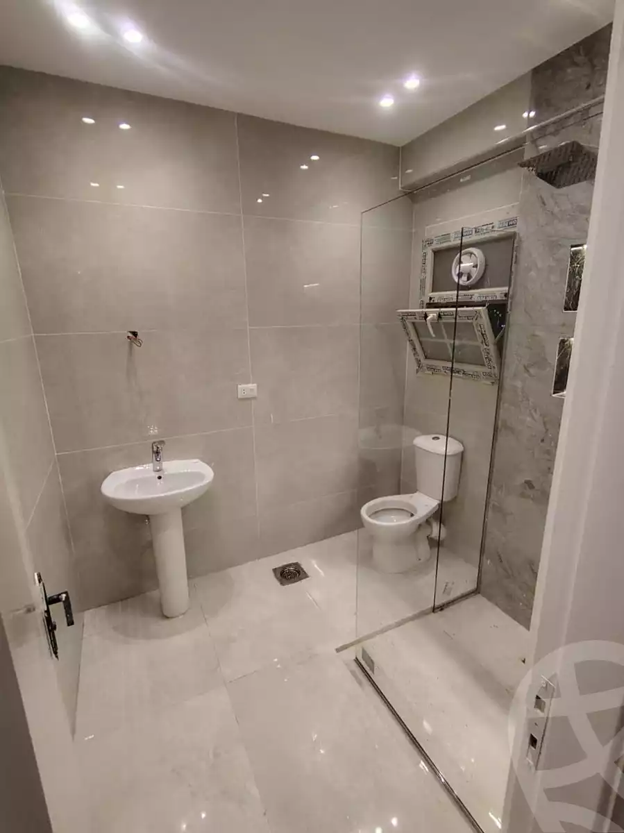 https://aqarmap.com.eg/ar/listing/6086098-for-rent-cairo-el-sheikh-zayed-city-el-hay-elthamen-lml