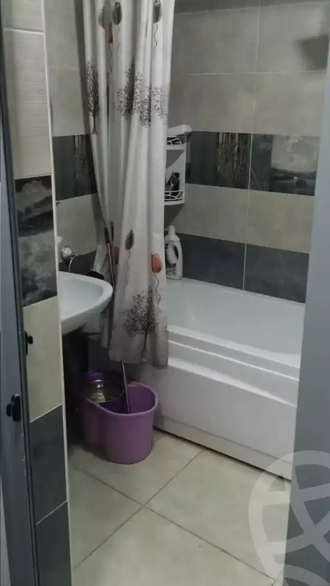 https://aqarmap.com.eg/ar/listing/6087251-for-sale-cairo-ain-shams-ain-shams-el-sharkia