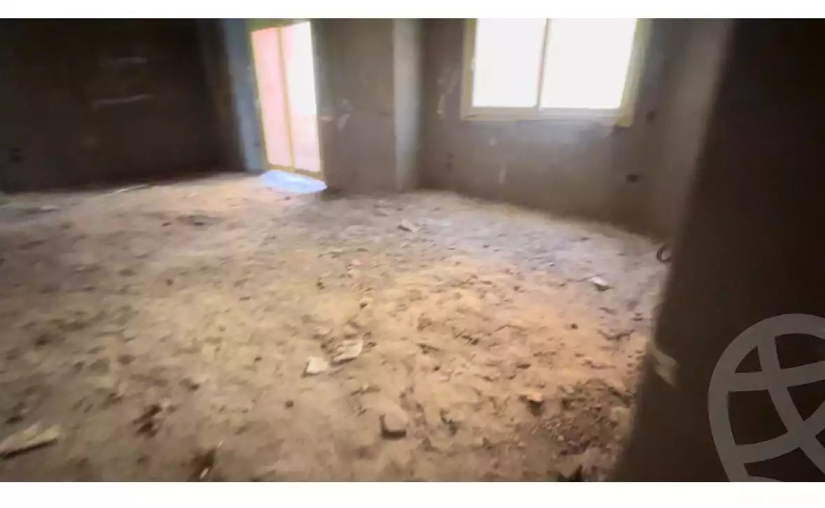 https://aqarmap.com.eg/en/listing/6087830-for-sale-cairo-new-cairo-compounds-life-view
