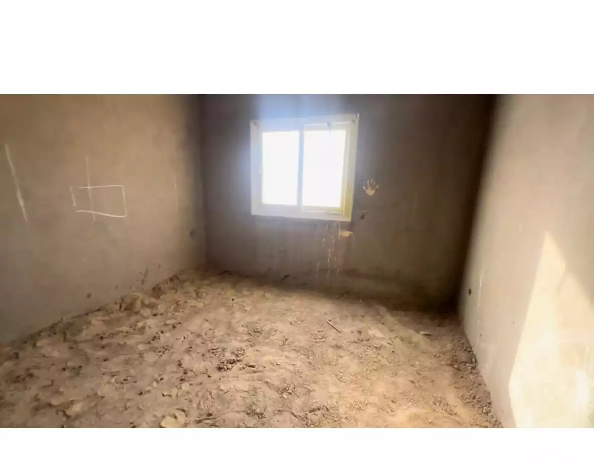 https://aqarmap.com.eg/en/listing/6087830-for-sale-cairo-new-cairo-compounds-life-view