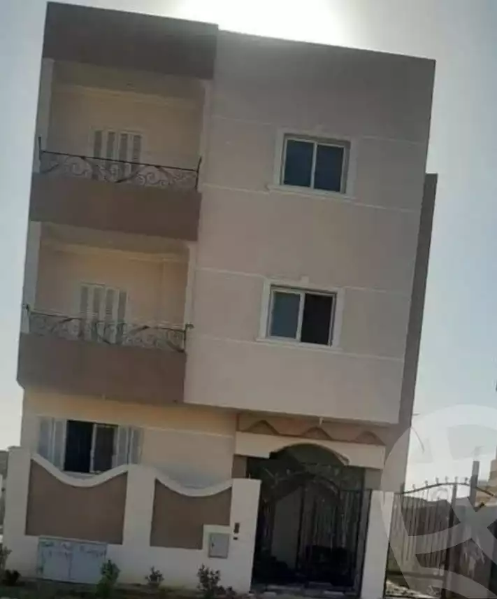 https://aqarmap.com.eg/ar/listing/6088281-for-sale-sharqia-10th-of-ramadan-al-hay-al-thamen-wa-eshroon