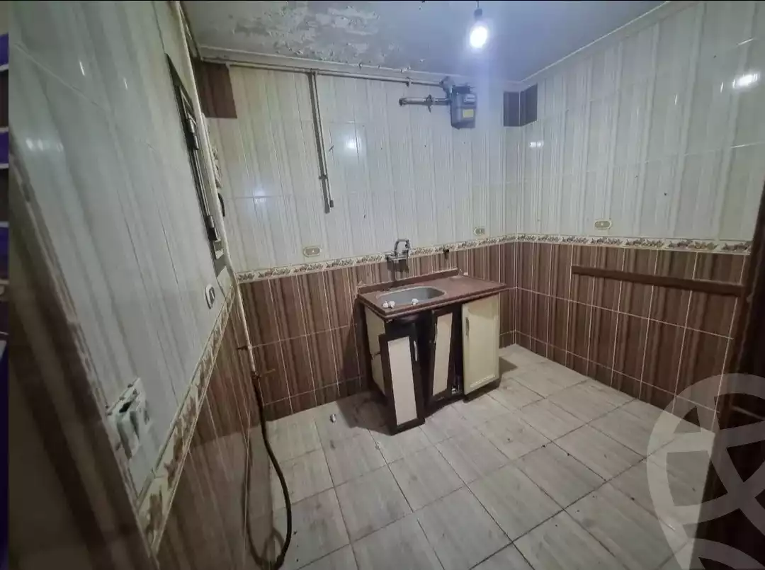 https://aqarmap.com.eg/ar/listing/6089524-for-sale-alexandria-l-jmy-lbytsh-al-samalehy-1-st