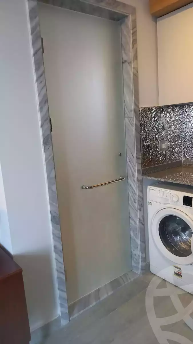 https://aqarmap.com.eg/en/listing/6089738-for-rent-cairo-el-sheikh-zayed-city-compounds-kmbwnd-wyst-twn-swdyk