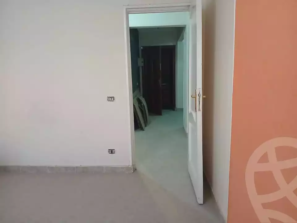 https://aqarmap.com.eg/en/listing/6091703-for-sale-cairo-mokattam-el-hadabah-el-wosta-el-mantaqa-el-rabaa-street-33