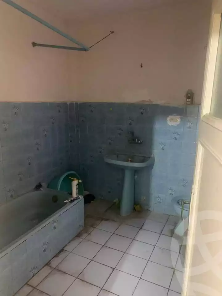https://aqarmap.com.eg/ar/listing/6092144-for-rent-alexandria-ganaklis