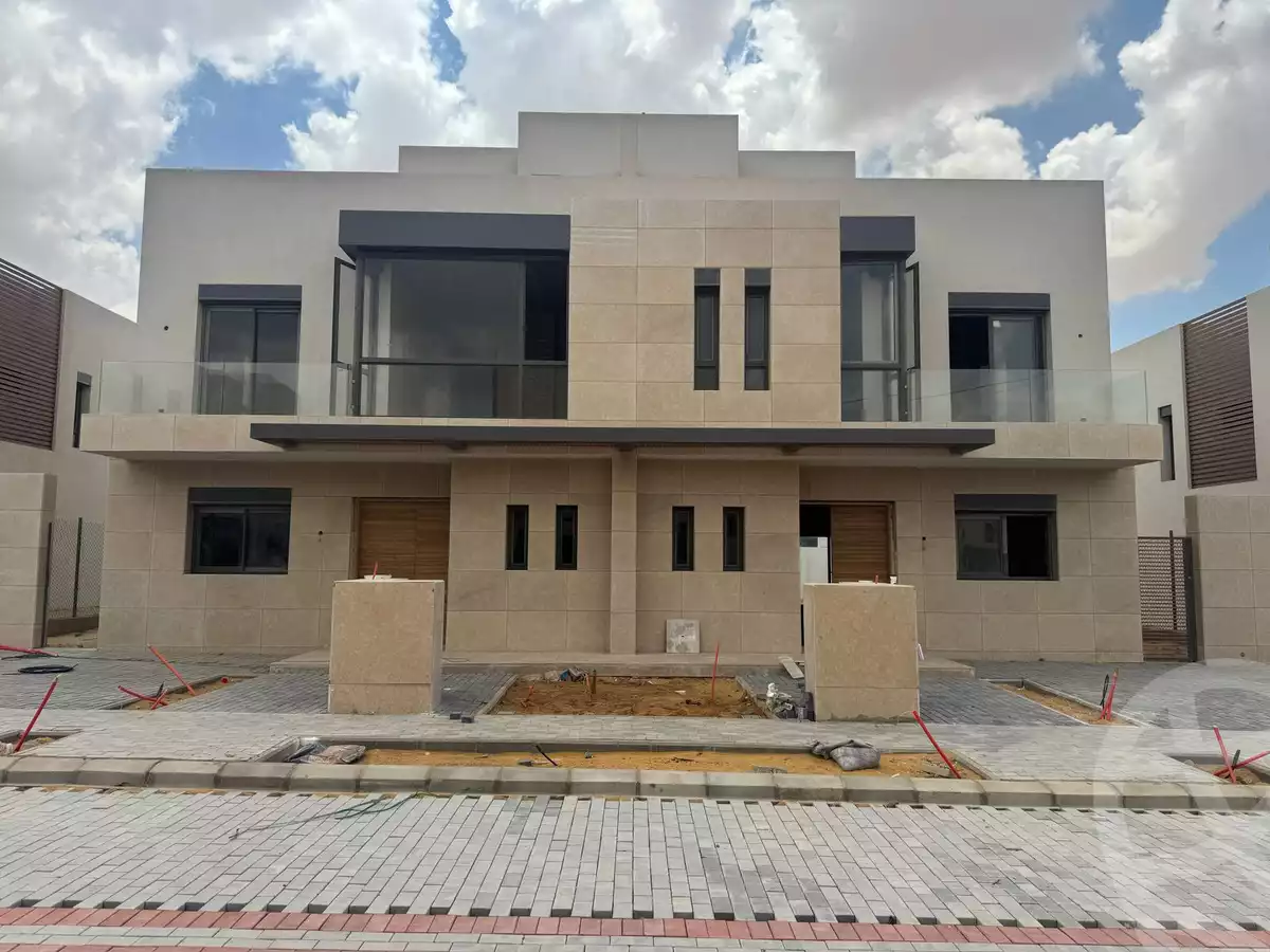 https://aqarmap.com.eg/en/listing/6092716-for-sale-cairo-el-sheikh-zayed-city-lshykh-zyd-ljdyd-al-karma-gates