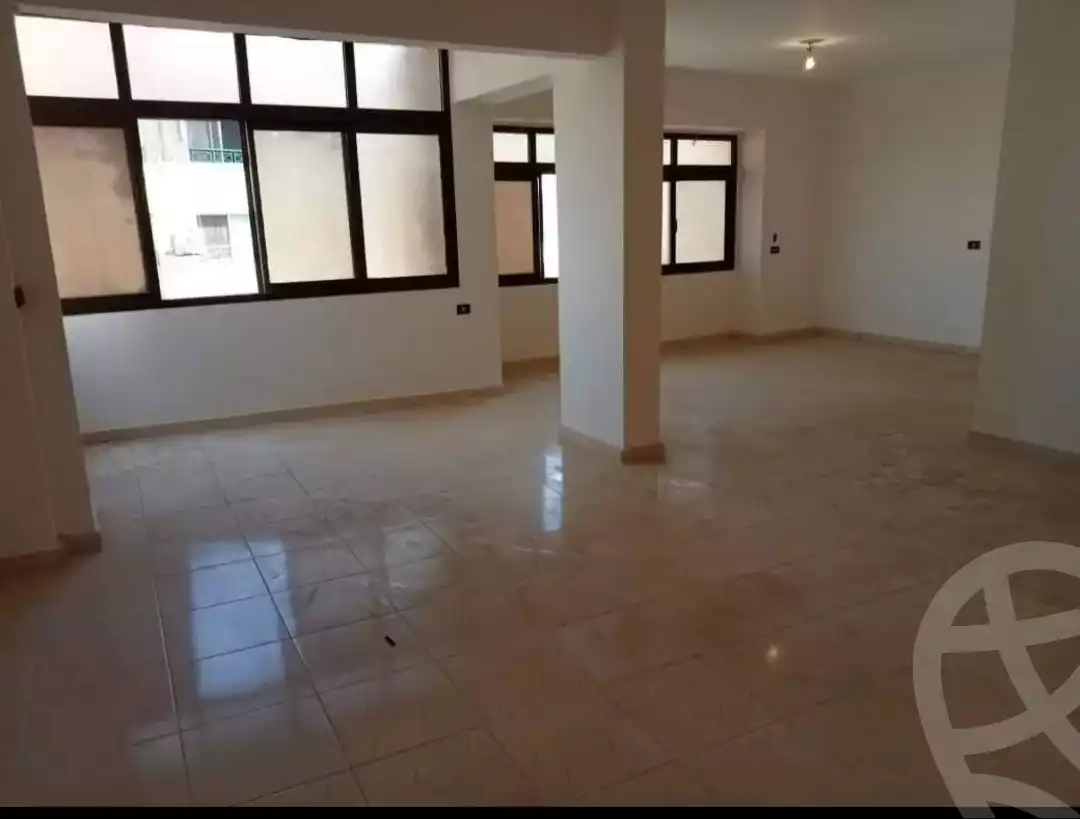 https://aqarmap.com.eg/ar/listing/6093616-for-sale-cairo-mokattam-lhdb-l-ly-diplomats-neighborhood