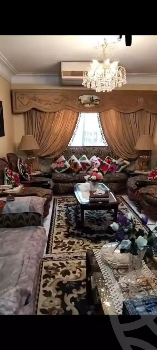https://aqarmap.com.eg/en/listing/6094367-for-sale-cairo-el-maadi-shr-9