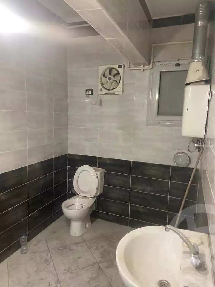 https://aqarmap.com.eg/en/listing/6096133-for-sale-cairo-mokattam-lhdb-l-ly-el-naforah-square