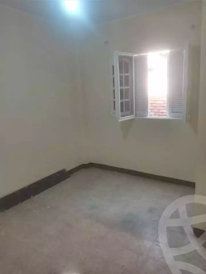 https://aqarmap.com.eg/ar/listing/6097098-for-sale-cairo-ain-shams-yn-shms-lgrby-shr-lmtrwy