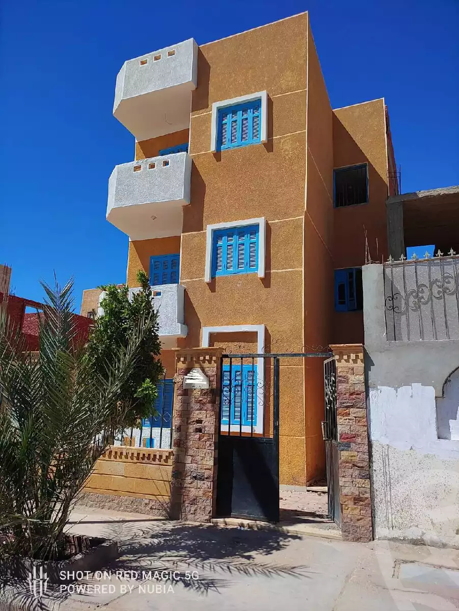https://aqarmap.com.eg/ar/listing/6098093-for-sale-asyut-mdyn-sywt-ljdyd-bny-bytk-lmrhl-lthny