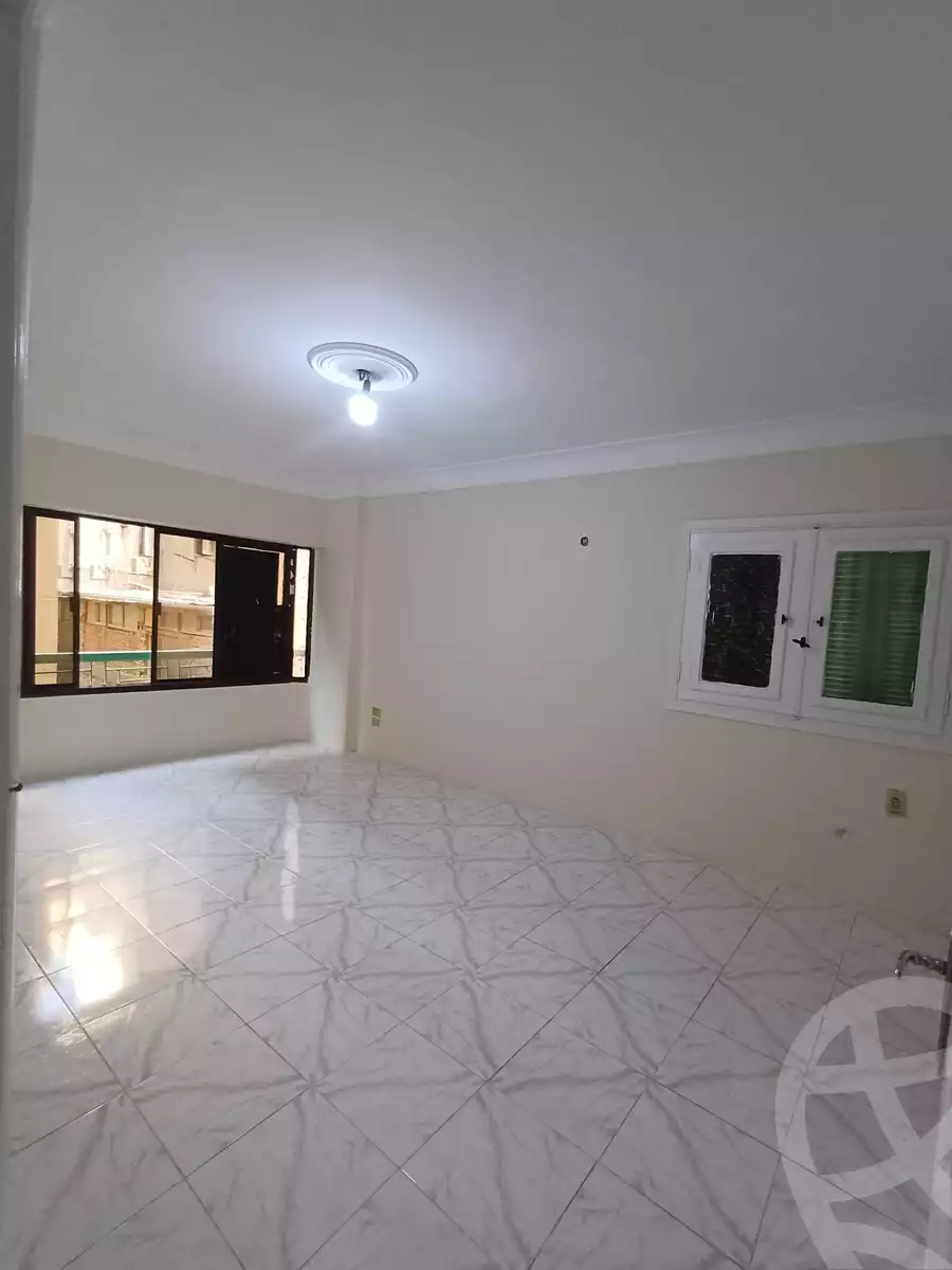 https://aqarmap.com.eg/ar/listing/6098392-for-rent-cairo-mokattam-lhdb-l-ly