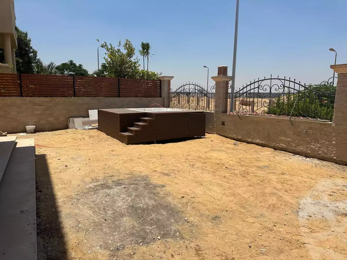 https://aqarmap.com.eg/ar/listing/6099388-for-sale-cairo-6th-of-october-hadaeq-october-kmbwnd-fy-hdyq-ktwbr-rihana