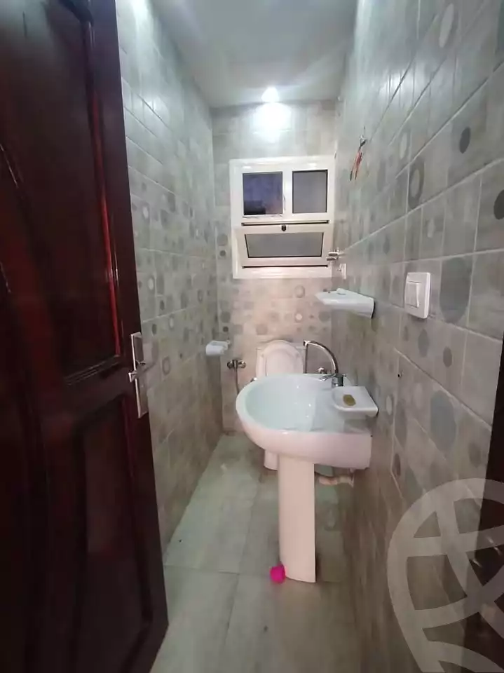 https://aqarmap.com.eg/en/listing/6100107-for-sale-alexandria-l-jmy-lbytsh-al-samalehy-1-st