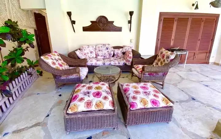 https://aqarmap.com.eg/en/listing/6102266-for-rent-alexandria-l-jmy-lbytsh-el-hanafeya-st